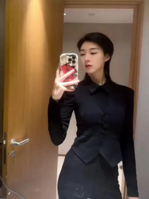 《台球女孩王思诺》-高清无删减完整视频资源免费看-吃瓜事件全过程完整记录-事件真相深度解析引围观