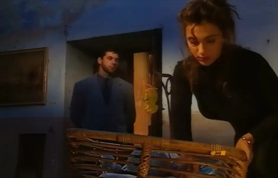 赛仑selen主演高清全集，无删减完整版蓝光原盘资源！1994版意大利电影《那不勒斯风格的剧本》免费在线看
