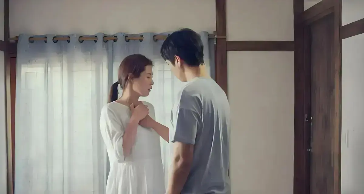 《出轨》韩国高分剧情片高清未删减全集 - 无广告免费在线看《出轨》HD完整版同步更新 云帆影院独播