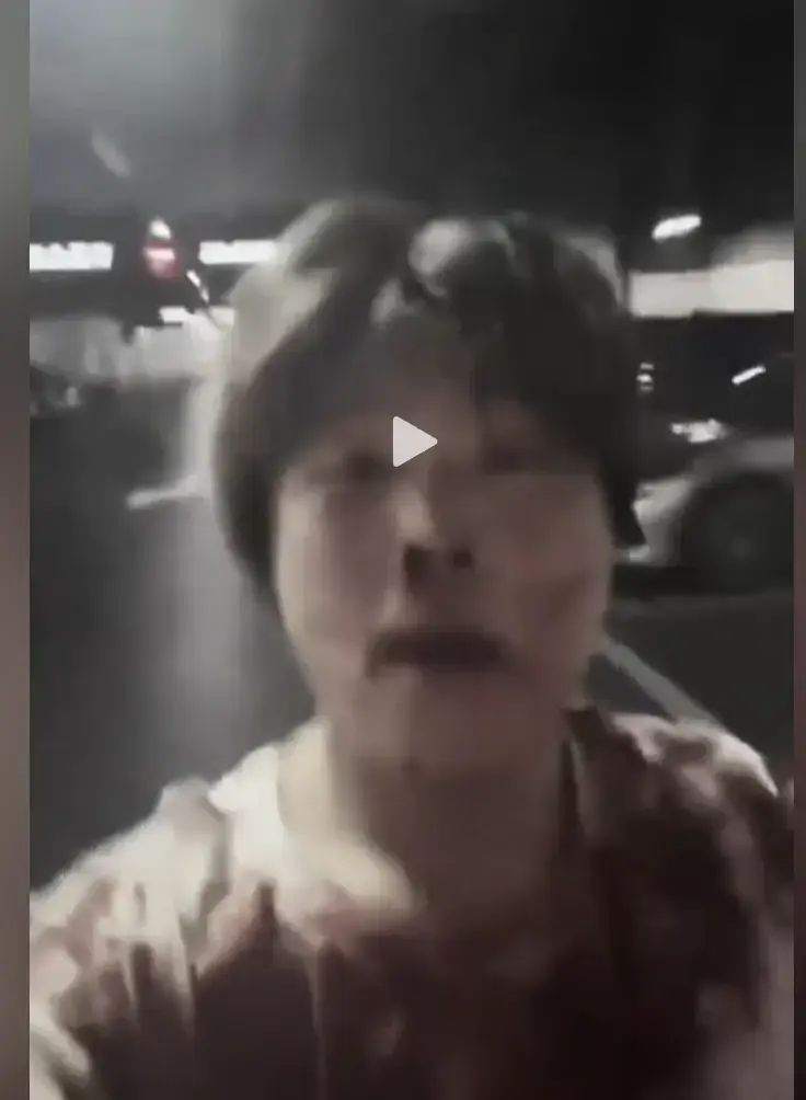 火遍全网《深圳网红赵俊逸被打视频》高清完整版无广告在线看，深圳网红赵俊逸被打视频事件还原，夸克网盘迅雷下载
