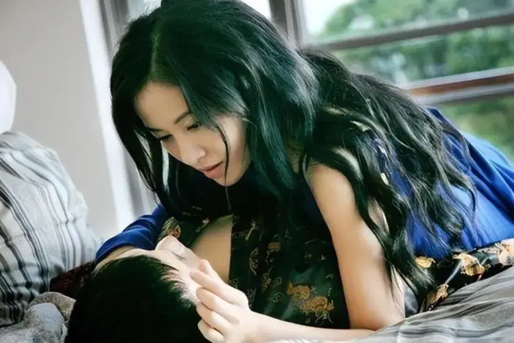 《嫂嫂情事》HD高清无删减免费看 - 韩国电影《嫂嫂情事》纯净极速在线观看 - 金牌影视 - 2026电影全片资源