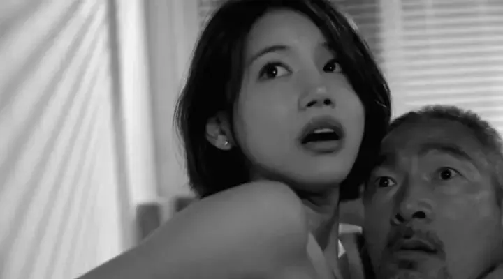韩国电影《红色假期黑色婚礼》未删减HD中字-高清免费在线播放-1080P剧情片《红色假期黑色婚礼》完整版在线观看-夸克迅雷百度网盘下载通道