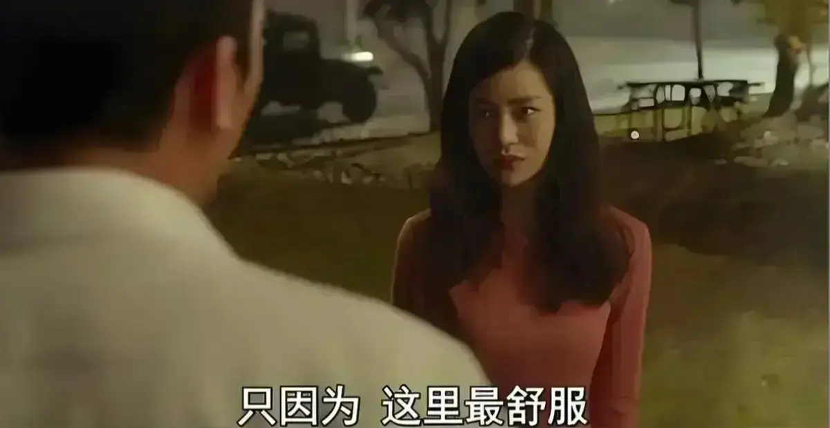 《骑骑上司妻》韩国电影揭秘禁忌三角错位_深夜密室交易背后的欲望纠葛_1080P无删减高清画质_百度+阿里云盘双渠道下载_在线免费观看